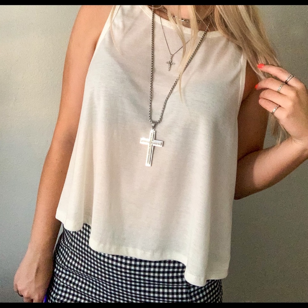 Forever 21 women’s white top in size XL